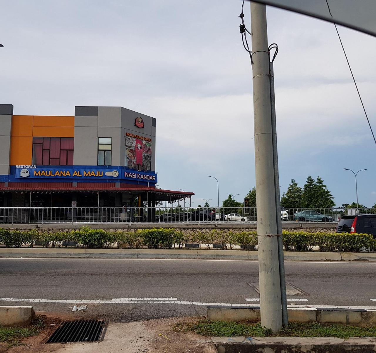 Selendang In Krubong Near Std Hang Jebat, Mitc & Utem Melaka Zewnętrze zdjęcie