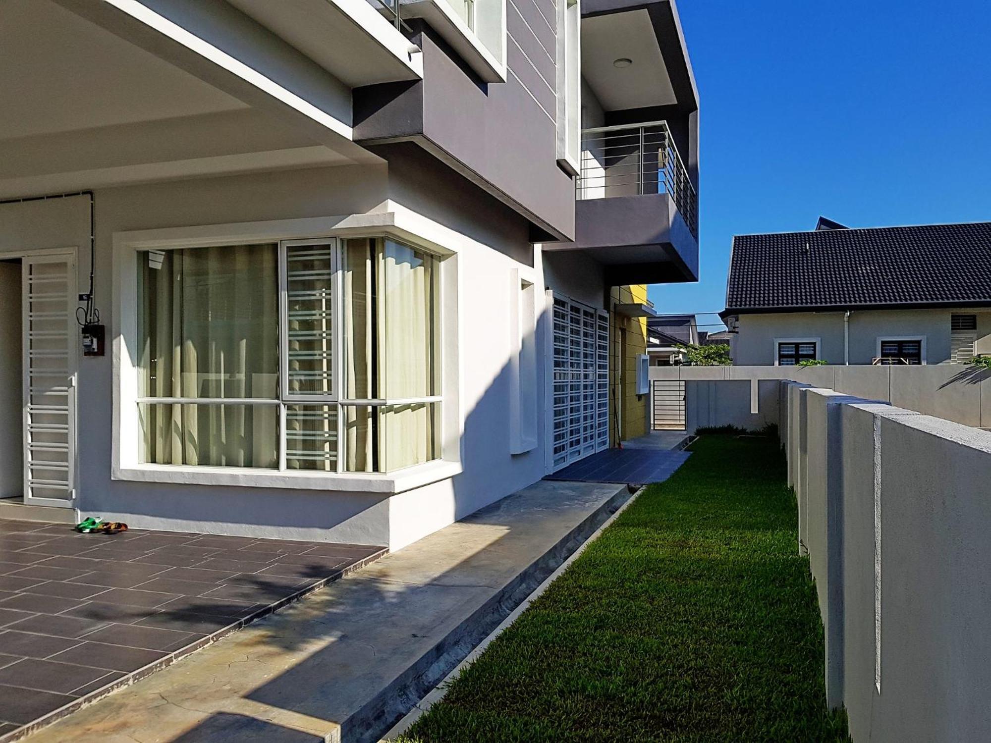 Selendang In Krubong Near Std Hang Jebat, Mitc & Utem Melaka Zewnętrze zdjęcie