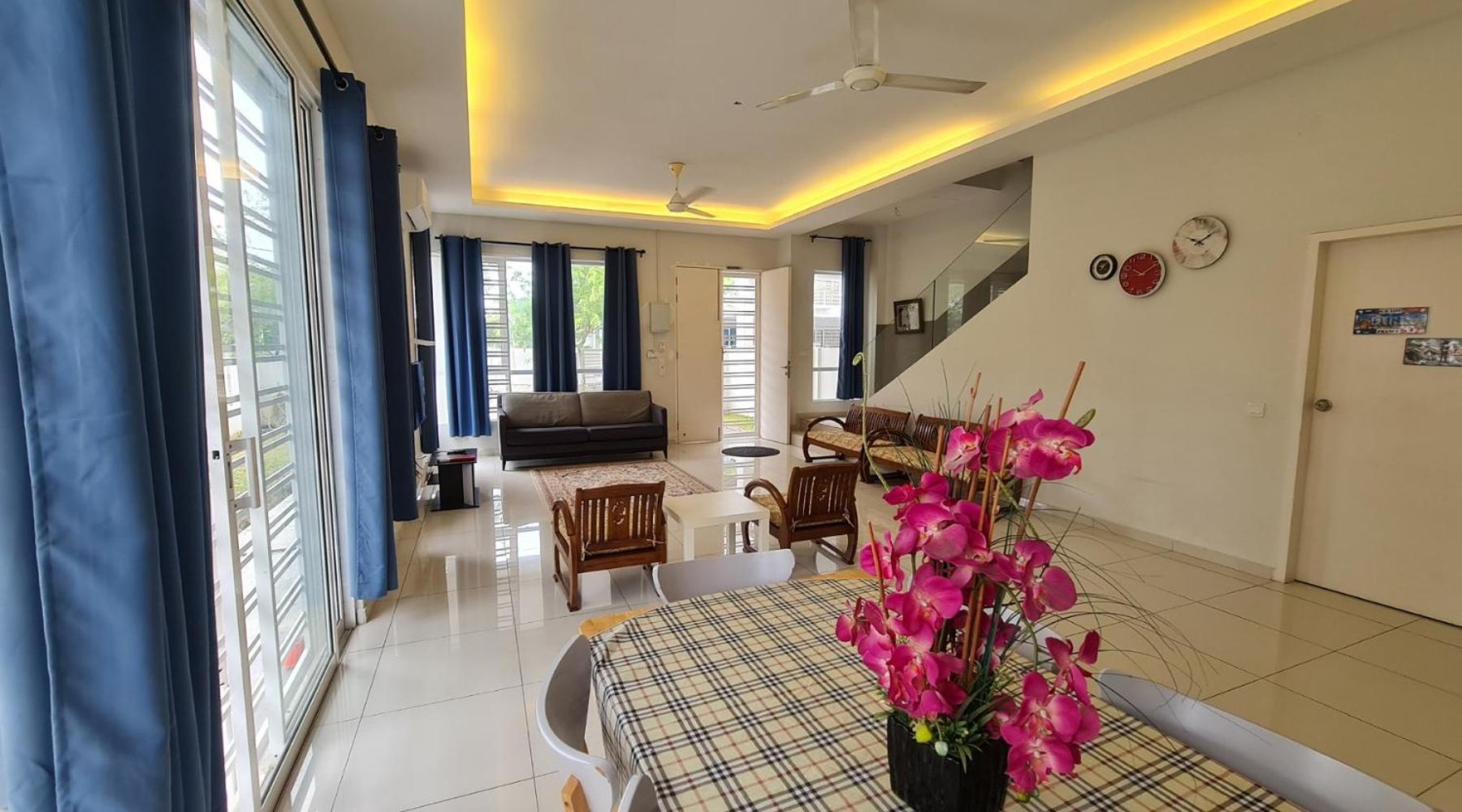 Selendang In Krubong Near Std Hang Jebat, Mitc & Utem Melaka Zewnętrze zdjęcie