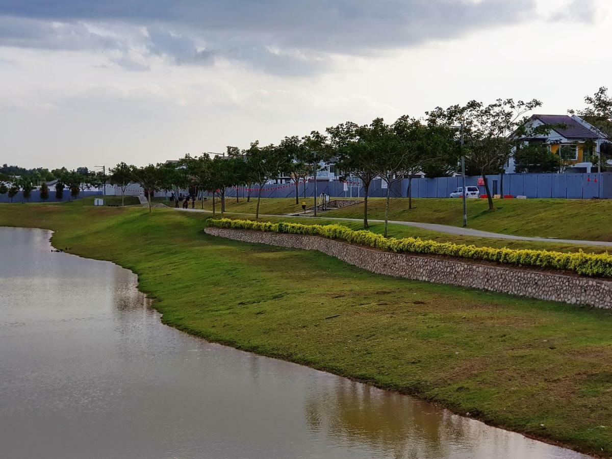 Selendang In Krubong Near Std Hang Jebat, Mitc & Utem Melaka Zewnętrze zdjęcie